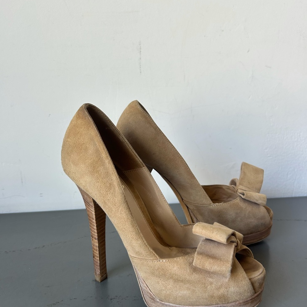 Fendi nude suede heel platform open toe with bow size 37.5